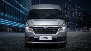 Ford Transit 2022 ra mắt thị trường Việt Nam, bổ sung thêm trang bị hiện đại, giá từ 845 triệu đồng